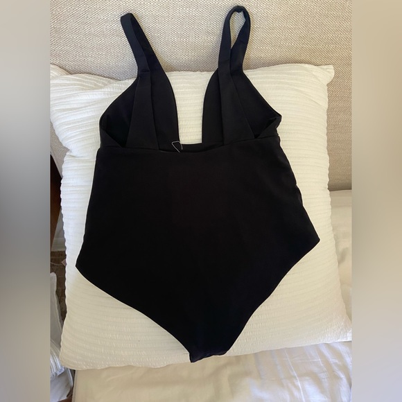 Mara Hoffman Baiting suit - one piece. Amazing material- only worn once - Picture 3 of 6
